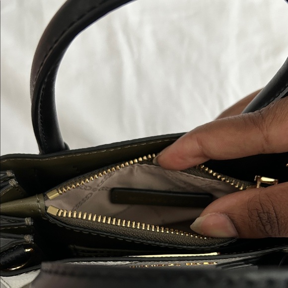 Michael Kors Olive and Black Mini Bag with matching Card wallet - Picture 6 of 14